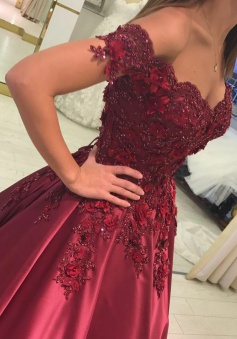 Ball Gown Off-the-Shoulder Dark Red Prom Dress with Beading Appliques