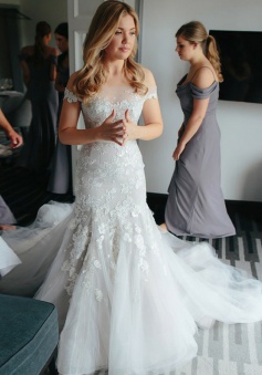 Sheath Off-the-Shoulder Court Train Tulle Wedding Dress with Appliques