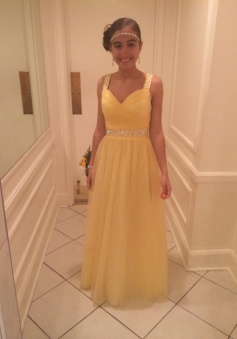 Special Scoop Neck Sleeveless Floor-Length Yellow Prom Dress with Beading