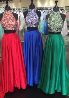 New Arrival High Neck Satin Backless Two Piece Prom Dress with Beaded