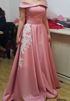 Generous Off Shoulder Floor-Length Prom Dress with Appliques