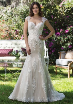 Elegant Mermaid Sweetheart Cap Sleeves Sweep Train wedding Dress with Lace