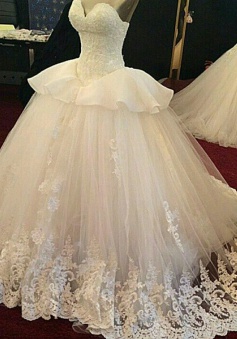 Fabulous Sweetheart Sweep Train Wedding Dress with Lace Beading Ruffles