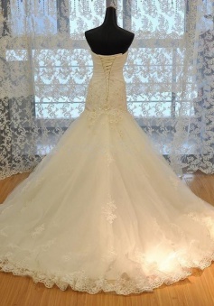 Glamorous Mermaid Strapless Sleeveless Beading Appliques Lace-Up Wedding Dress