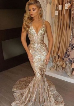 Mermaid V-Neck Court Train Sleeveless Gold Lace Prom Dress with Sequins