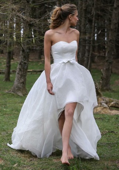 High Low Sweetheart Sleeveless Organza Appliques Beach Wedding Dress