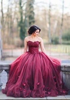 Ball Gown Sweetheart Burgundy Tulle Wedding Dress with Handmade Flowers