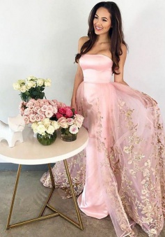 A-Line Strapless Floor-Length Pink Tulle Prom Dress with Appliques