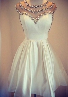 Stylish Jewel Cap Sleeves Short White Homecoming Dress with Pearls