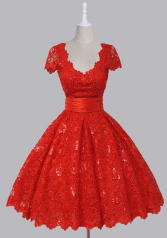 Vintage V-neck Cap Sleeves Knee-Length Backless Red Lace Homecoming Dress with Sequins