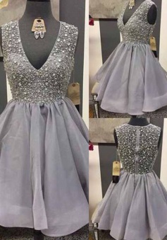 Glamorous V-neck Sleeveless Short Grey Organza Homecoming Dress with Beading