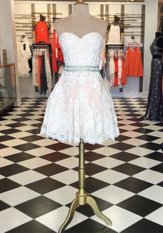 High Quality Sweetheart Short White Lace Homecoming Dress with Beading Waist