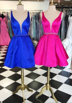 Simple V-neck Sleeveless Short Royal Blue Homecoming Dress Beading Waist