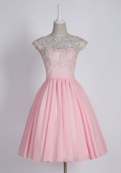 Decent Scalloped-Edge Cap Sleeves Knee-Lenth Pink Homecoming Dress with Appliques