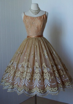 A-Line Spaghetti Straps Tea-Length Champagne Lace Homecoming Dress with Appliques