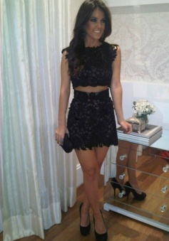Two Piece Bodycon Short Lace Homecoming Dress