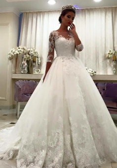 Bateau Half Sleeve Lace Ball Gown Bridal Dresses Appliques Chapel Train Wedding Dresses 2018 BA6591