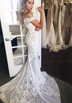 Off The Shoulder Sheer Tulle Bride Dress 2018 Lace Appliques Mermaid Buttons Wedding Dress