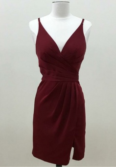 Sheath V-Neck Sleeveless Short Maroon Satin Bridesmaid Dress Ruched with Split