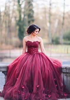 Burgundy Puffy Tulle 3D-Floral Evening Gowns Sweetheart Appliques Ball Gown Wedding Dress 2018