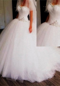 Princess Sweetheart Ball Gown Wedding Dresses Puffy Tulle Crystals Bridal Dresses