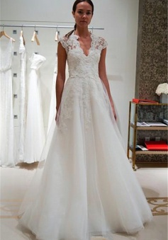 A-line Cap Sleeve Wedding Dress V-neck Lace Appliques Bridal Gowns with Buttons