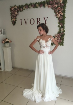 Short Sleeve A-Line Chiffon Summer Wedding Dresses Split Lace Applique Beach Bridal Gowns BA3033