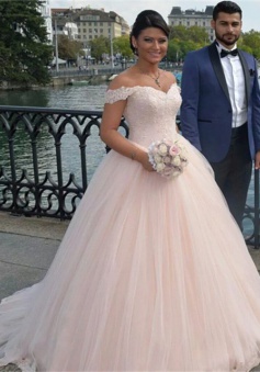 Latest Off Shoulder Ball Gown Princess Dress Tulle Lace Applique 2018 Wedding Dress