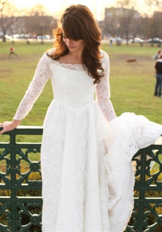 A-line Elegant Long Sleeve Lace Wedding Dress New Arrival Sweep Train Bridal Gowns