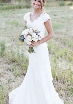 Latest Simple V-Neck White Lace Wedding Gowns Chiffon Short Sleeve Plus Size Bridal Dress