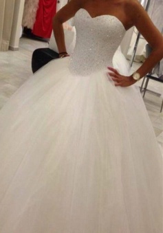 Lovely Sweetheart Tulle Wedding Ball Gowns Beads Princess Bridal Dresses with Petticoat