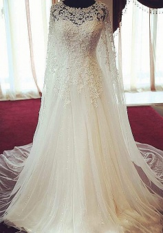 Elegant Long Sleeve Tulle Long Wedding Dress Lace Applique Court Train Formal Bridal Gowns