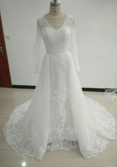 Long Sleeves mermaid V Back Lace Wedding Dress