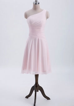 Asymmetrical One-Shoulder Chiffon Ruched Bridesmaid Dress Short