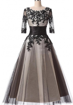 Elegant Scoop Neckline Tea-length Prom Dresses With Lace Appliques