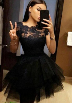 Sexy Black Lace Short Homecoming Dresses