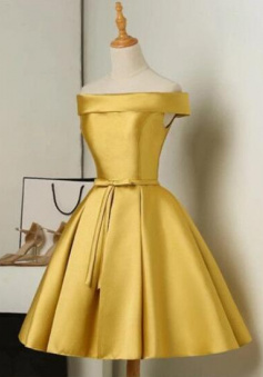 Elegant Gold Stain Short Homecoming Dresses