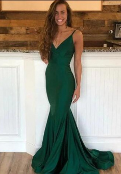 Mermaid Emerald Green V Neck Prom Dresses with Sweep Train