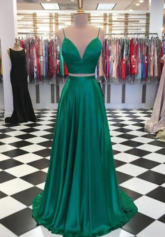 Two Piece Mermaid Stain Green Prom Dresses