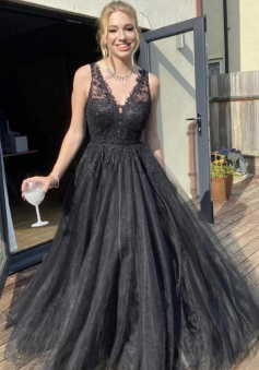 A line Black Tulle V Neck Prom Dress With Lace