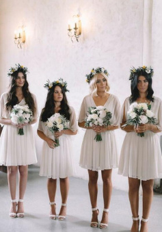 A-Line Ivory Chiffon Short Bridesmaid Dresses