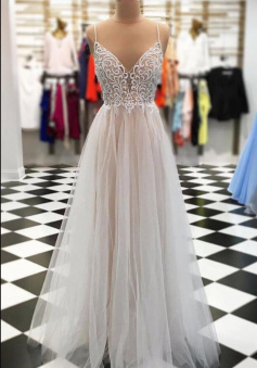 A Line V Neck Floor Length Tulle Prom Evening Dresses