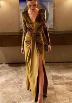 Sexy V-Neck Split Velvet Long Prom Dress With Long Sleeves