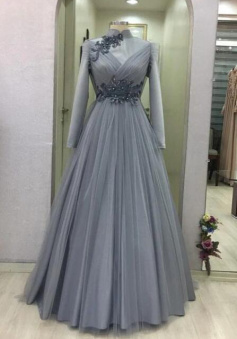 Floor Length Muslim Tulle Prom Dress With Long Sleeves
