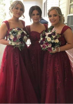 Stylish Sweetheart Floor-Length Burgundy Bridesmaid Dress with Lace