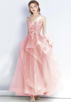 Lovely A Line Tulle Layers Straps Prom Dress With Lace