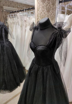 Floor Length Black Tulle Long Prom Dress