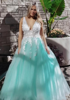 Beautiful A Line V Neck Turquoise Lace Applique Formal Prom Dresses