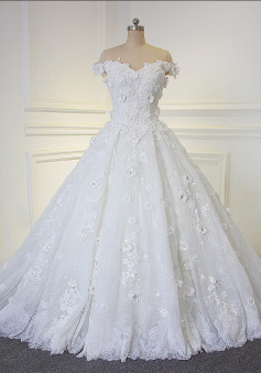 Off Shoulder Sweetheart Floral Ball Gown Lace Wedding Dress