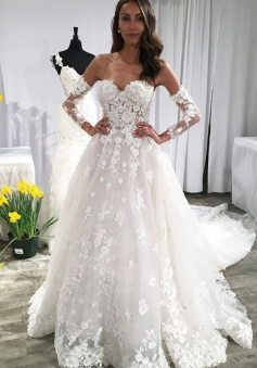 A Line Sweetheart Long Sleeves Wedding Dresses With Lace Appliques
